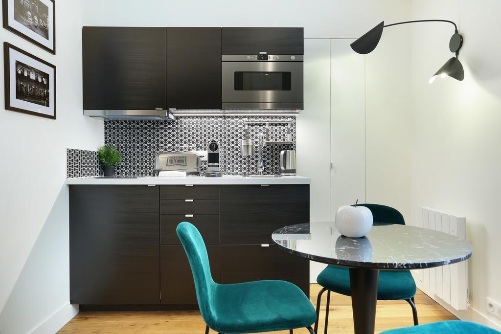 Rent A Room - Residence Blanche Παρίσι Εξωτερικό φωτογραφία