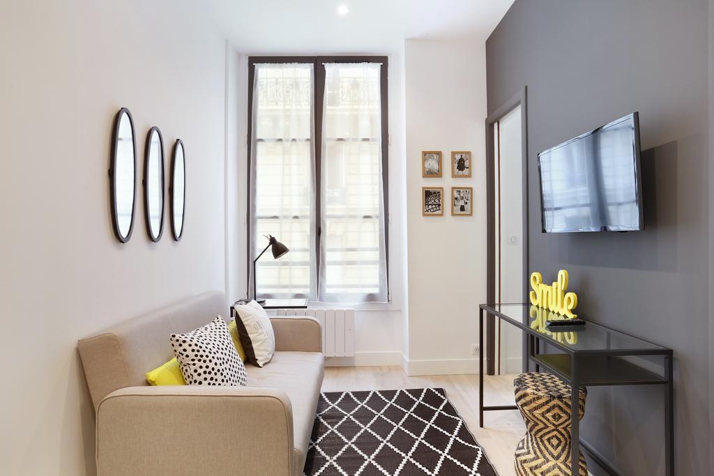 Rent A Room - Residence Blanche Παρίσι Εξωτερικό φωτογραφία