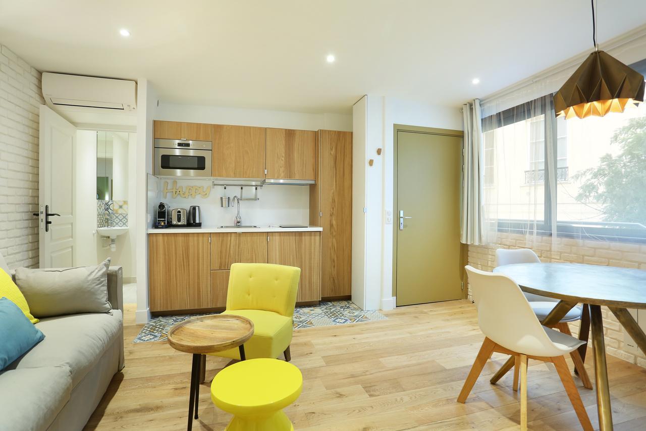 Rent A Room - Residence Blanche Παρίσι Εξωτερικό φωτογραφία